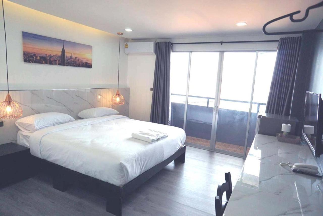Prinn Hotel Rayong Exteriör bild