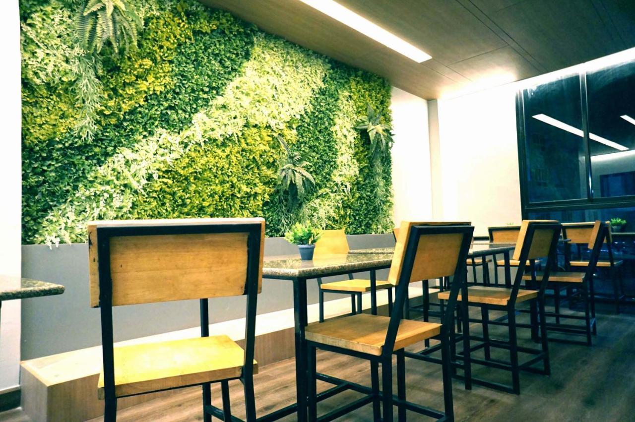 Prinn Hotel Rayong Exteriör bild