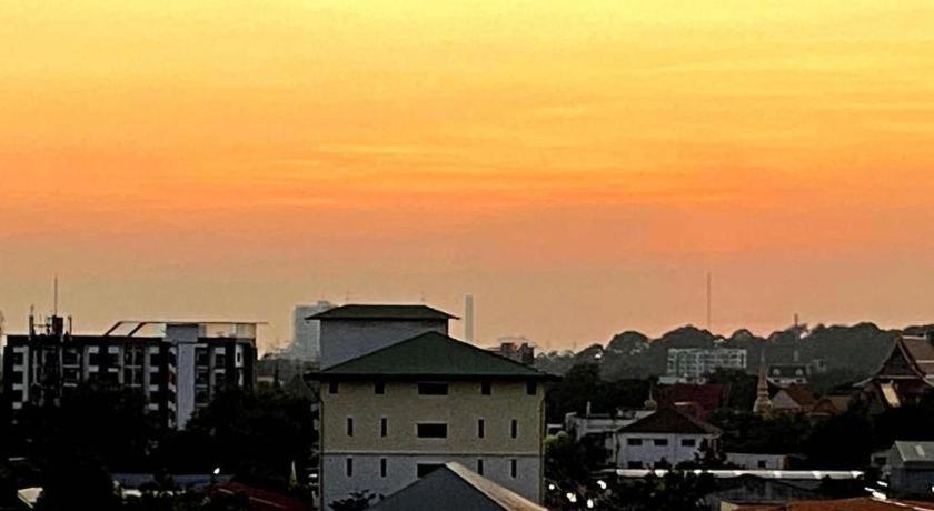 Prinn Hotel Rayong Exteriör bild
