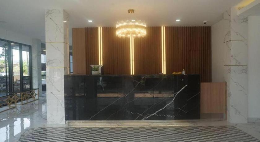 Prinn Hotel Rayong Exteriör bild