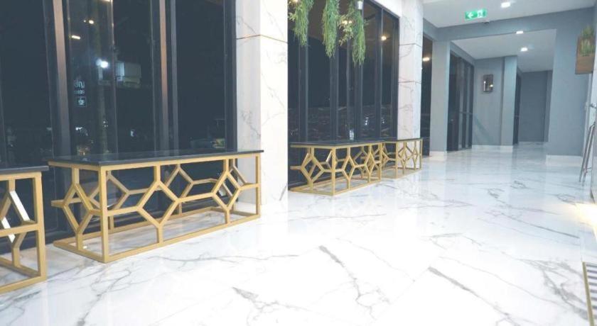 Prinn Hotel Rayong Exteriör bild